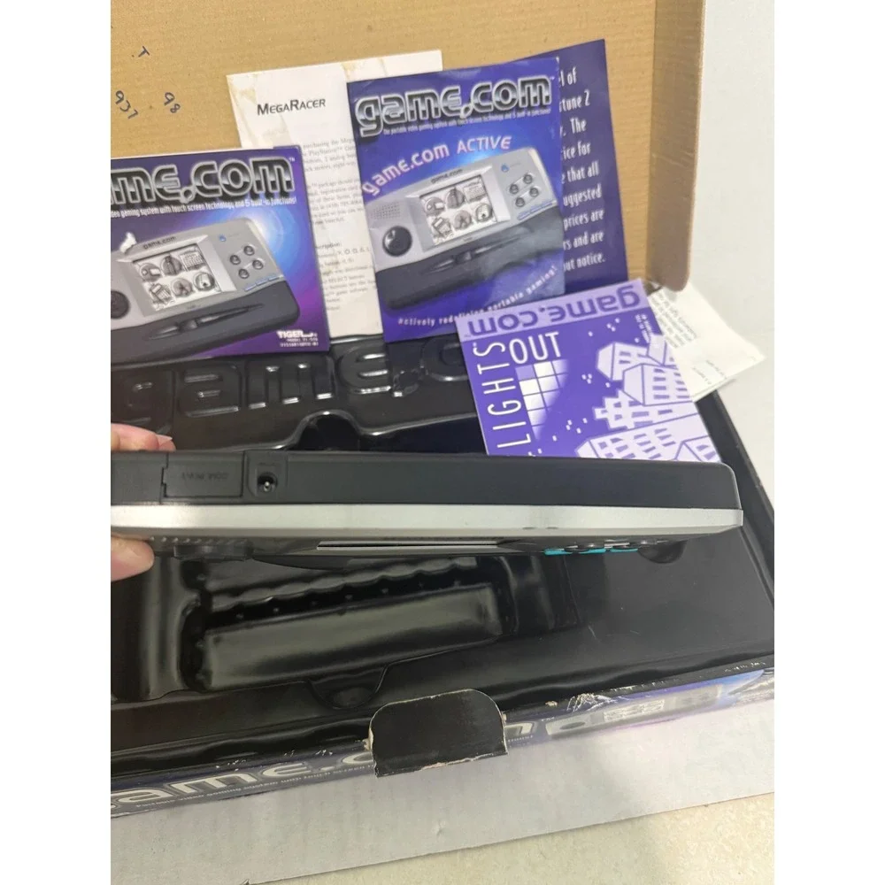 Tiger Electronics Game.com Handheld Console 71-516 Silver Boxed Parts Repair